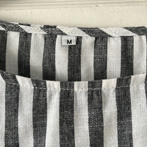 Airy blouse Sz M - Picture 2 of 6